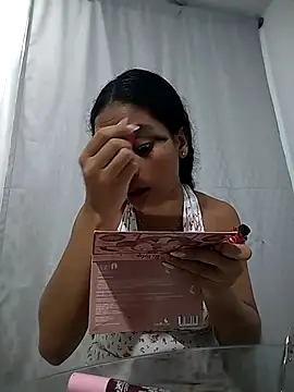 Snapshot of KATALINA_SANTANA_ chatting on February 10, 2026, 11:37 pm KATALINA SANTANA online show from February 10, 2026, 11:37 pm