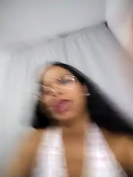 Snapshot of KATALINA_SANTANA_ chatting on March 26, 2026, 12:42 am KATALINA SANTANA online show from March 26, 2026, 12:42 am