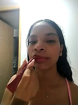 Snapshot of KATALINA_SANTANA_ chatting on February 9, 2026, 11:36 pm KATALINA SANTANA online show from February 9, 2026, 11:36 pm