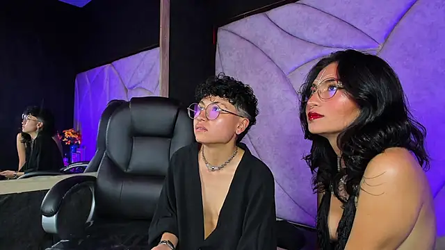 velvet mystic online show from April 11, 2026, 1:35 am