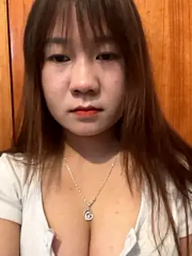 Snapshot of Liness101 chatting on January 9, 2026, 2:51 am Liness101 online show from January 9, 2026, 2:51 am