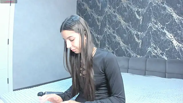 Snapshot of stella_torres chatting on April 22, 2026, 4:52 am stella torres online show from April 22, 2026, 4:52 am
