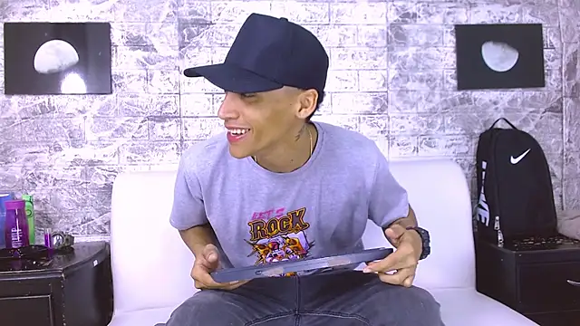 Snapshot of Harin_Prize chatting on July 17, 2026, 7:33 pm Harin Prize online show from July 17, 2026, 7:33 pm