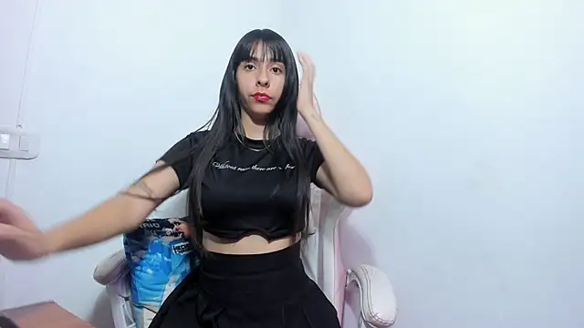 Snapshot of chiquita_lover_ chatting on March 15, 2026, 10:28 pm chiquita lover online show from March 15, 2026, 10:28 pm