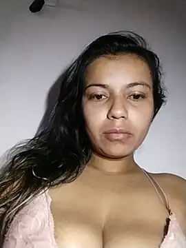 cinthia2011 online show from March 22, 2026, 4:19 pm