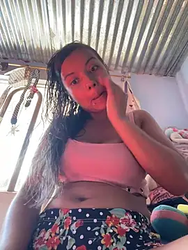 cinthia2011 online show from January 17, 2026, 7:39 pm