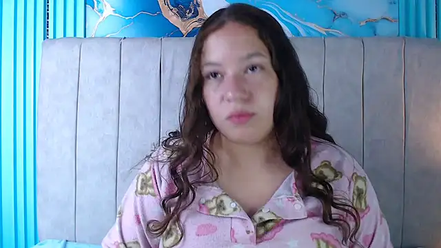 Snapshot of musaleva303av chatting on April 3, 2026, 6:31 am musaleva303av online show from April 3, 2026, 6:31 am