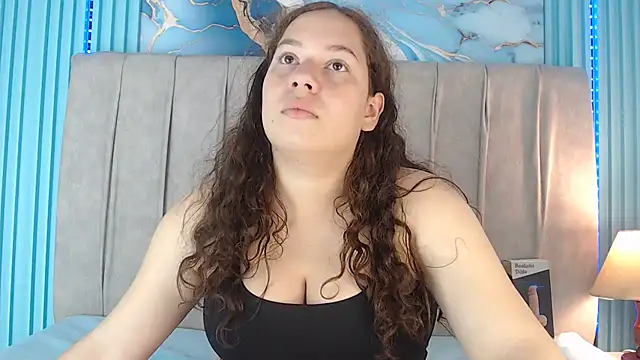 Snapshot of musaleva303av chatting on March 10, 2026, 3:43 am musaleva303av online show from March 10, 2026, 3:43 am