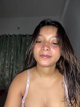 Snapshot of annaya_sexy chatting on May 21, 2026, 7:33 pm annaya sexy online show from May 21, 2026, 7:33 pm