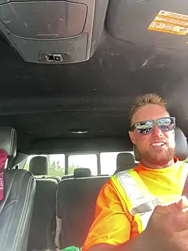 WIDBIGWHITECOCK online show from May 28, 2026, 9:32 pm