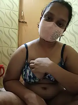 Snapshot of Taisha_Islam chatting on July 13, 2026, 8:52 pm Taisha Islam online show from July 13, 2026, 8:52 pm