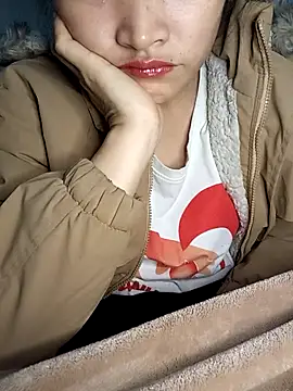 yumyum112 online show from January 17, 2026, 1:58 pm