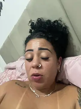 Snapshot of Cachinhossfd chatting on February 16, 2026, 12:20 am Cachinhossfd online show from February 16, 2026, 12:20 am