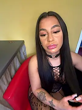 Snapshot of sweetxlayla chatting on January 8, 2026, 2:23 pm sweetxlayla online show from January 8, 2026, 2:23 pm