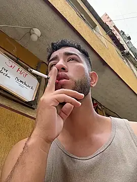 Snapshot of liam_bronw chatting on February 14, 2026, 1:55 pm liam bronw online show from February 14, 2026, 1:55 pm