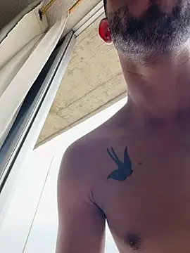 Snapshot of liam_bronw chatting on February 23, 2026, 4:51 pm liam bronw online show from February 23, 2026, 4:51 pm