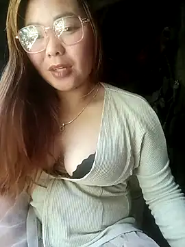 Miu baby01 online show from May 13, 2026, 5:03 am