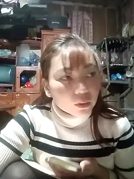 Snapshot of Miu_baby01 chatting on January 7, 2026, 12:59 am Miu baby01 online show from January 7, 2026, 12:59 am