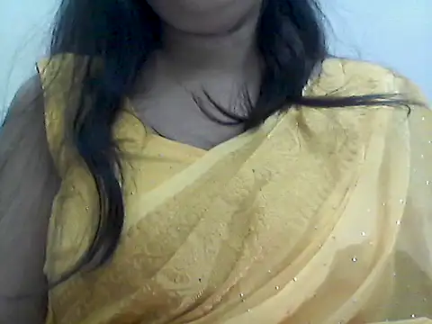 Snapshot of _Daisy chatting on May 6, 2026, 1:15 pm Daisy online show from May 6, 2026, 1:15 pm