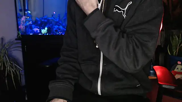 EspanolVato online show from April 7, 2026, 8:38 am