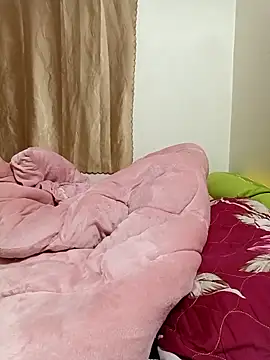 lealia699 online show from March 6, 2026, 5:13 am