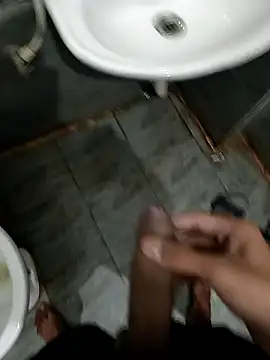 Snapshot of bbal69 chatting on January 9, 2026, 8:38 pm bbal69 online show from January 9, 2026, 8:38 pm