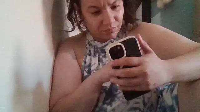 bellakay19 online show from June 15, 2026, 9:36 pm