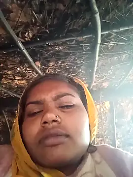 Snapshot of ARPITA_999 chatting on January 7, 2026, 4:28 am ARPITA 999 online show from January 7, 2026, 4:28 am