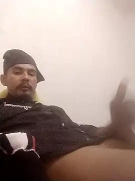 Snapshot of pitocorto2000 chatting on January 11, 2026, 1:40 pm pitocorto2000 online show from January 11, 2026, 1:40 pm