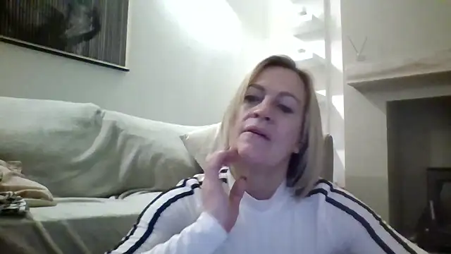 Milfshake227 online show from March 1, 2026, 12:10 am