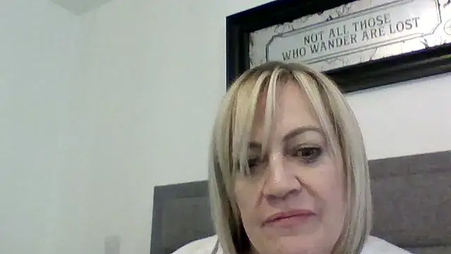 Snapshot of Milfshake227 chatting on April 18, 2026, 9:37 pm Milfshake227 online show from April 18, 2026, 9:37 pm