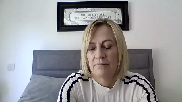 Snapshot of Milfshake227 chatting on March 11, 2026, 1:38 pm Milfshake227 online show from March 11, 2026, 1:38 pm