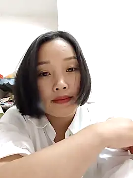 Snapshot of __BingBing__ chatting on February 22, 2026, 12:18 pm BingBing online show from February 22, 2026, 12:18 pm