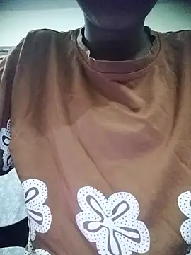 Queen-hot- online show from April 6, 2026, 5:52 am