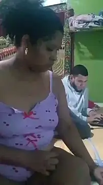 Isabel and Heckler online show from February 12, 2026, 11:21 am