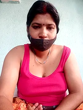 Snapshot of Monisha9876 chatting on January 15, 2026, 9:12 am Monisha9876 online show from January 15, 2026, 9:12 am