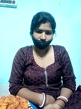 Snapshot of Monisha9876 chatting on January 17, 2026, 1:53 am Monisha9876 online show from January 17, 2026, 1:53 am