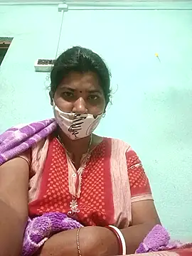 Snapshot of Monisha9876 chatting on January 7, 2026, 11:48 am Monisha9876 online show from January 7, 2026, 11:48 am