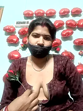 Snapshot of Monisha9876 chatting on February 10, 2026, 11:59 pm Monisha9876 online show from February 10, 2026, 11:59 pm