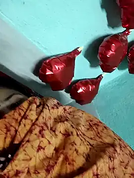 Snapshot of Monisha9876 chatting on February 12, 2026, 2:00 am Monisha9876 online show from February 12, 2026, 2:00 am