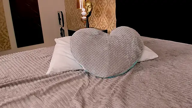 Snapshot of TanyaCastello chatting on February 3, 2026, 6:22 am TanyaCastello online show from February 3, 2026, 6:22 am