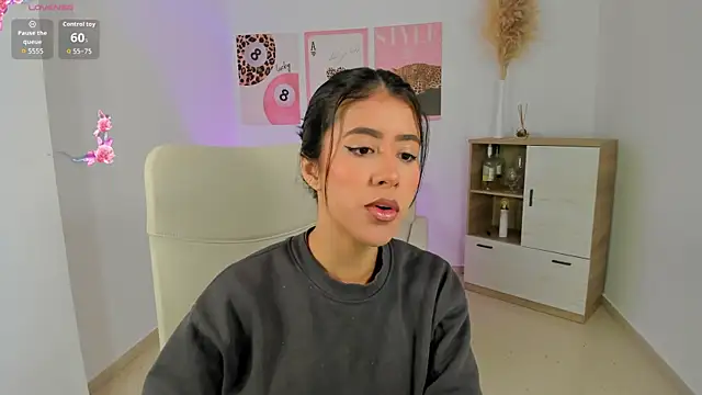 Sussan Monroe online show from February 19, 2026, 9:39 am