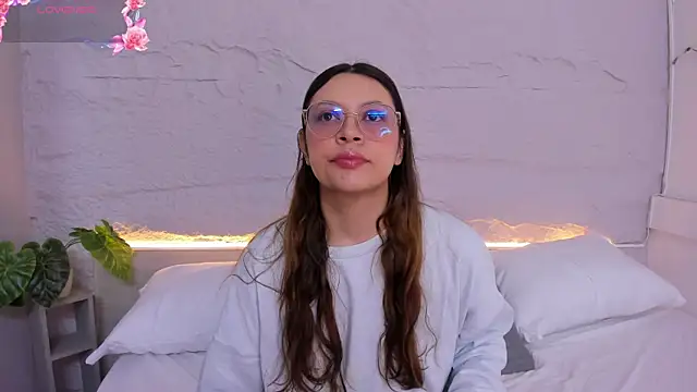 Snapshot of lanna_18_ chatting on April 13, 2026, 11:47 am lanna 18 online show from April 13, 2026, 11:47 am