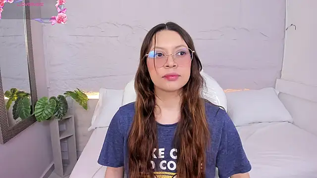 Snapshot of lanna_18_ chatting on April 17, 2026, 11:35 am lanna 18 online show from April 17, 2026, 11:35 am