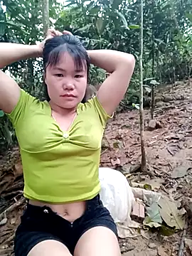 Snapshot of him220 chatting on March 23, 2026, 11:15 pm him220 online show from March 23, 2026, 11:15 pm