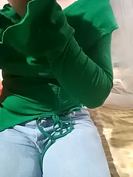 Snapshot of him220 chatting on April 9, 2026, 1:28 pm him220 online show from April 9, 2026, 1:28 pm