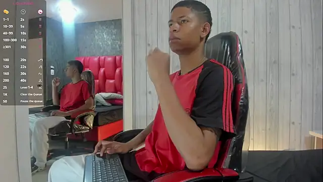 Snapshot of _erick_j chatting on April 8, 2026, 7:59 pm erick j online show from April 8, 2026, 7:59 pm