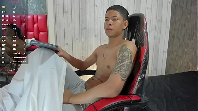 Snapshot of _erick_j chatting on April 15, 2026, 8:09 pm erick j online show from April 15, 2026, 8:09 pm