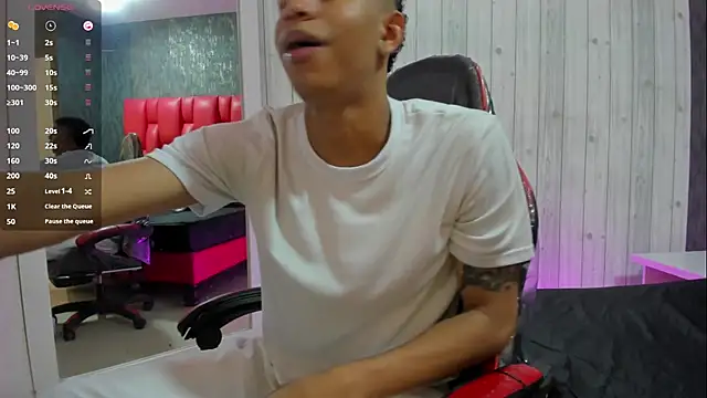 Snapshot of _erick_j chatting on March 13, 2026, 8:25 pm erick j online show from March 13, 2026, 8:25 pm