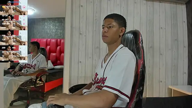 Snapshot of _erick_j chatting on April 14, 2026, 8:03 pm erick j online show from April 14, 2026, 8:03 pm